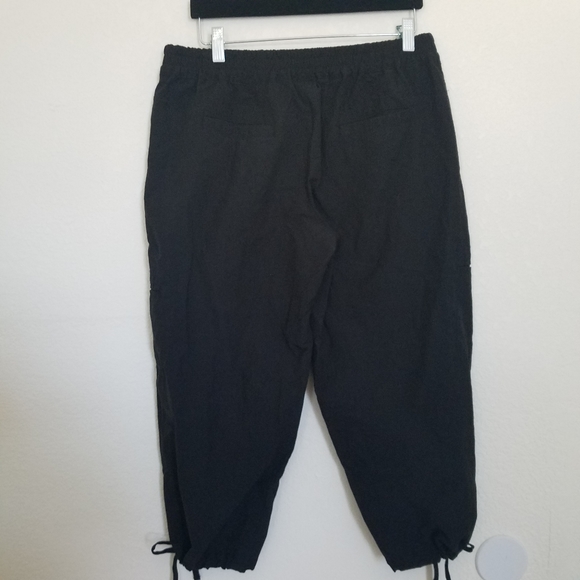 Danskin Black Nylon Cargo Pants - Picture 2 of 3